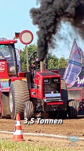 Tractor Pulling Showdown: IHC 3088 in 4.5t Class