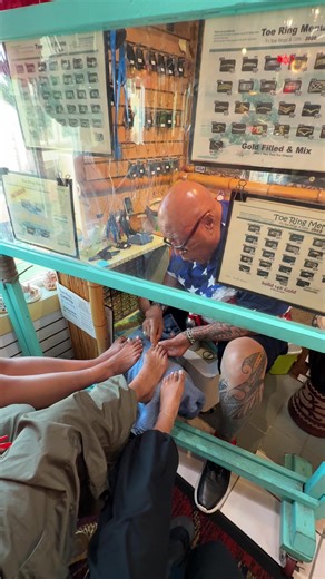 Toe Rings & Anklets: Summer Fun with Friends