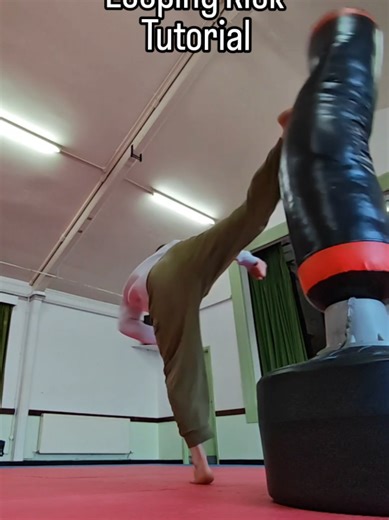 Mastering the Looping Kick: A Comprehensive Tutorial