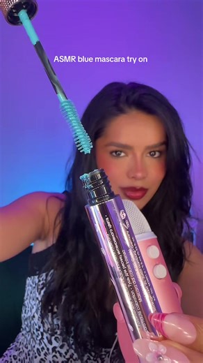 Discover the Magic of Blue Mascara