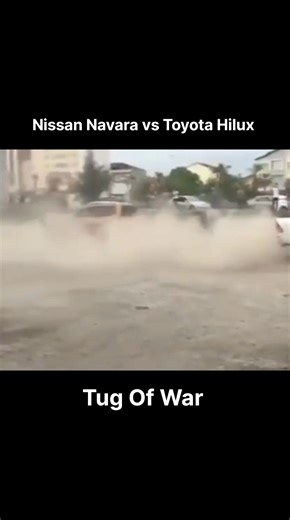 Navara vs Hilux #reels #viral #trending #navara #hilux #cars | Cars.to
