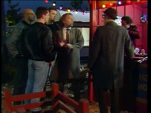 Bottom S01E04 Apocalypse