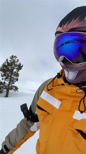 I’m always careful…. Me; Completely lost, vibing down a steep, icy red and unable to breathe cus I think I look cool in a beaver mask 🤷🏼‍♀️🤣