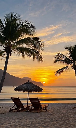 Beautiful ocean sunset 🌅🥰🏝️ #amazing #life #landscape #nature #ocean #relaxing #sunset #beach #waves #view #beautiful