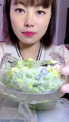 Ice Eating ASMR Collection - Experience the Crunch