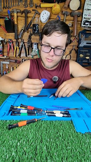 Com essas ferramentas voce vai poder concertar seu celular em casa | Manifaco Desafios