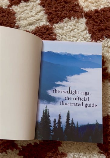 Exploring Character Backstories in Twilight Saga