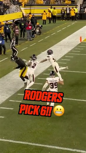 BULLY BALL!! 🔐 Calen Bullock picks off Aaron Rodgers and takes it in for 6! 🔥 Catch the #NFLPlayoffs LIVE on ESPN on Disney 📺 #calenbullock #aaronrodgers #espnaus #fyp