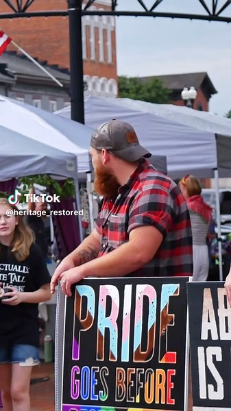 Cover your eyes! | dad went fishing for the first time