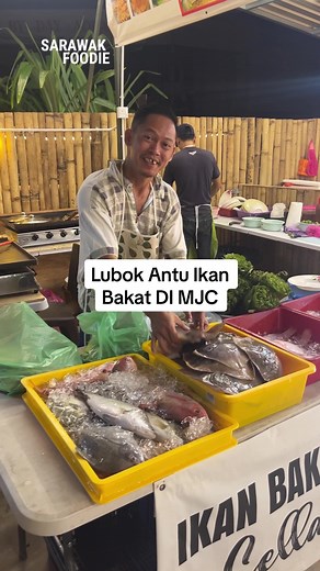 Discover Delicious Ikan Bakar at Mahligai Asap in Kuching