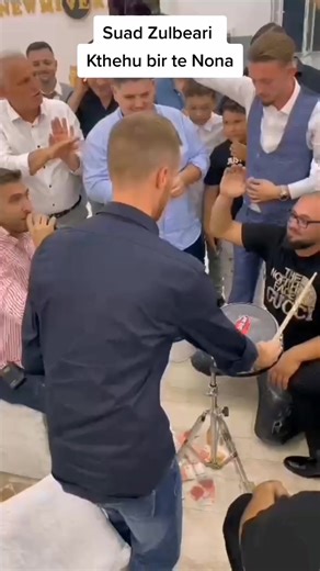 Kthehu: Genta Ismajli Live Performance in Gostivar