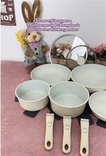 Switch to Stress-Free Non-Toxic Cookware