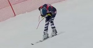 WATCH: Video emerges of Lindsey Vonn's crash leading to injury, airlift off mountain