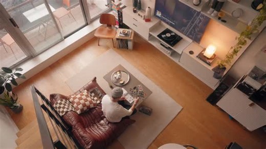 Ed Ngai on Instagram: "a snow day in the brooklyn loft 🫶🏼 #homedecor #cozyhome #interiordesign #interiorinspo #livingroominspiration"