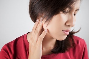 Meningite pneumocócica: o que é, sintomas e tratamento