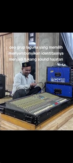 CEO hadroh modern.#fypシ゚ #hadrohmodern #habsyialbanjari #stylehadrohpa700 @SuryaBudaya_official @saribumiproduction nyilih fotomu bah🤣😁@pancur69