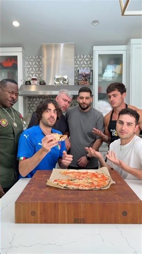 We show them HOW TO EAT PIZZA ‪@albert_cancook‬ ‪@ChefRush‬ ‪@itsQCP‬ ‪@patrickzeinali‬