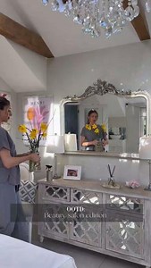 7.6K views | OOTD - Beauty Edition ✨ Spring is on it's way and @beautysecretsbyriona is looking fresh and feeling comfortable in her lightweight uniform from SJ  Shop our Beauty Linen and prepare your spring wardrobe  | Simon Jersey | Facebook