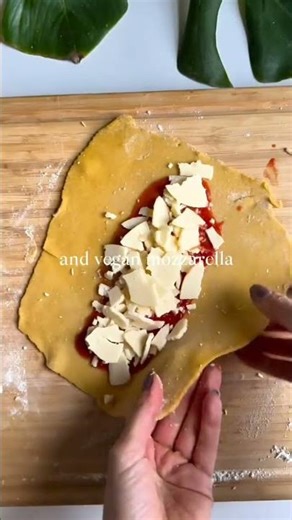 EASY STUFFED CALZONE - FULL RECIPE IN DESCRIPTION