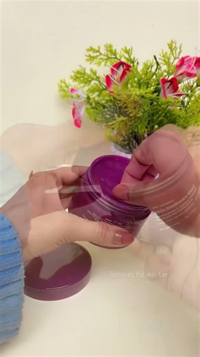 Purple face mask?💜😍 foxtale skin radiance face mask✨ #shorts #meesho #foxtaleskincare