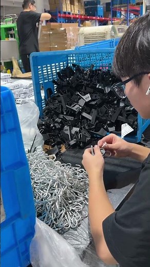 Plastic drop cable clamp D2.1 made by China #factory