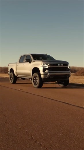 Your wheels shouldn’t be the weak link. 💪 Upgrade to Rough Country’s 90 Series Wheels—built from lightweight aluminum with a bold gloss black, machined-spoke finish that looks as tough as it performs. Strong, stylish, and ready for whatever’s ahead. 🔥 #RoughCountry #OffRoadLife #TruckBuild #WheelUpgrade #AdventureReady | Rough Country