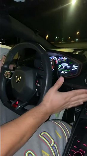 How to use Paddle Shifters on Lamborghini
