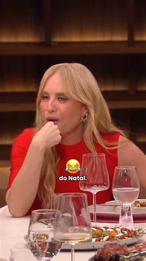 Angélica on Instagram: "Eu amo esse clima de rituais de fim de ano, mesmo quando a lista de tarefas chega junto (e chega pesada). Mas seguimos! Quero saber: qual é o ritual de réveillon que vocês nunca deixam passar?"