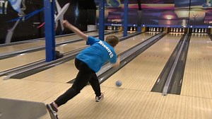 Bowling tournament mixes elite and Special Olympics athletes