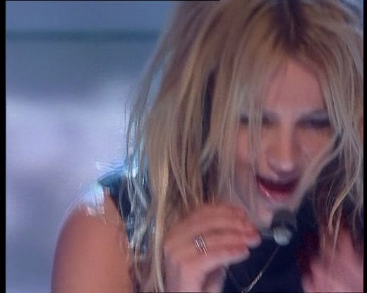 【欧美高清现场】Britney Spears - Breathe On Me (CDUK Special 2003)