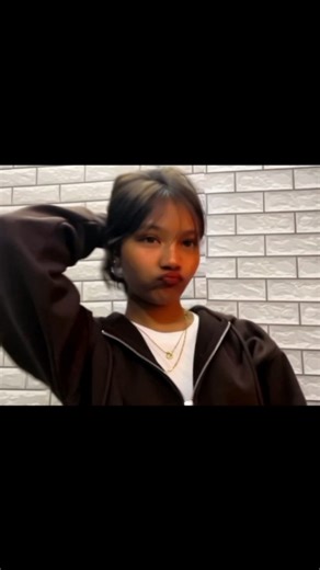 SAMIKSHA on Instagram: "😔😔 #reelsinstagram #instagood #fyp #trending #viral #explore #fypシ #inspo #edit #capcut #template"