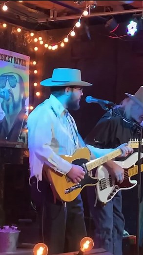 Live Performance of Hey Good Lookin' at Longhorn Saloon in Fort Worth, TX