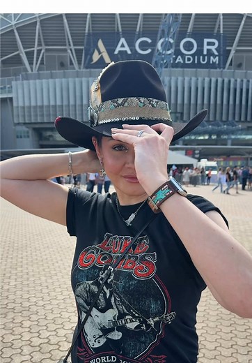 LFG 🤘😎💃🏼 #lukecombs #jordandavis #mitchelltenpenny #westernfashion #rodeofashion #cowgirl #cowgirlfashion #concretecowgirl #countrymusic #bohowestern #bohofashion #cowgirlstyle #ootd #westernstyle #nfrstyle #countrychic #westernwoman #stylelovers #bohobeauty #dailypic #thicc #fashionqueen #fashionlove #happygirlsshinebrighter #igdaily #lookoftheday @Luke Combs @ariataustralia @Desert Drifter @Mitchell Tenpenny @jordandavis