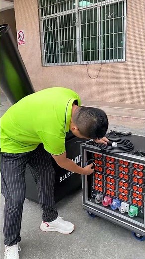 DMX + Manual Control CO2 Confetti Cannon Machine for Stage Effects