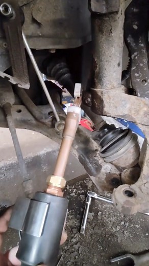 "Mechanic’s Secret Weapon: Pichler Heat Induction Tool" | Baz Meredith111