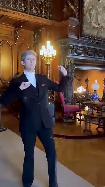 Have you ever wondered about secret passageways in Biltmore House? Here, Biltmore House host Elaine shows us a hidden staircase in the Library of our Gilded Age mansion. Discover more: https://bit.ly/46dD59Y | Biltmore