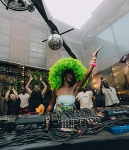 Disco DJ Sets: Why Clubs Should Play More Disco and House