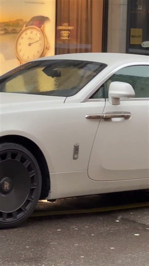 Rolls Royce Wraith spotted in Zurich luxury carspotting Switzerland