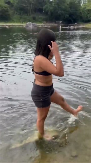 Con esta ropa nado en el rio #travel #travesia #humor #viaje #paseo #paisaje