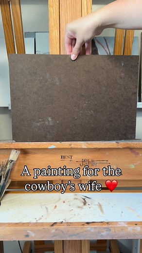 Send this to your favorite western gals 🫶🏻 Painted this commission for a lovely cowboy’s wife earlier this year. I can hear the creak of that saddle & smell that sagebrush in my studio when I paint these personal scenes. ❤️ | Madelynn Mutter Fine Art