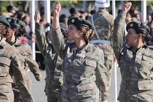 Female officers renew gender discrimination protest, Ombudswoman calls meeting