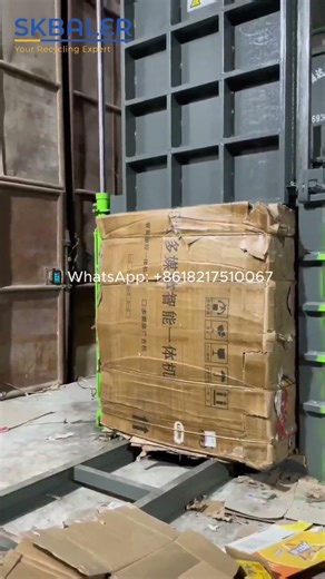 A helpful tool in the recycling process-Semi automatic horizontal baler machine