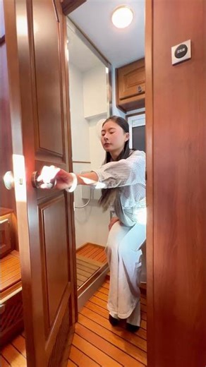 If you encounter an emergency while camping with your best friend, run! (RV, RV travel,