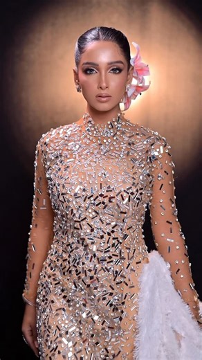 ISHITA MISHRA on Instagram: "Chic, classy, and runway-ready: a new era of fashion…✨ @ishitaz_makeover 8335970056 #fashionlook #highfashionmodel #parisfashionshow #glamandglits #glammakeuplook #indianmakeupartists #ishitaz_makeover #mua"