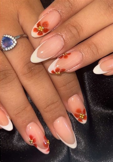 #fyp #creatorsearchinsight #frenchnails #fypシ゚viral #deenails