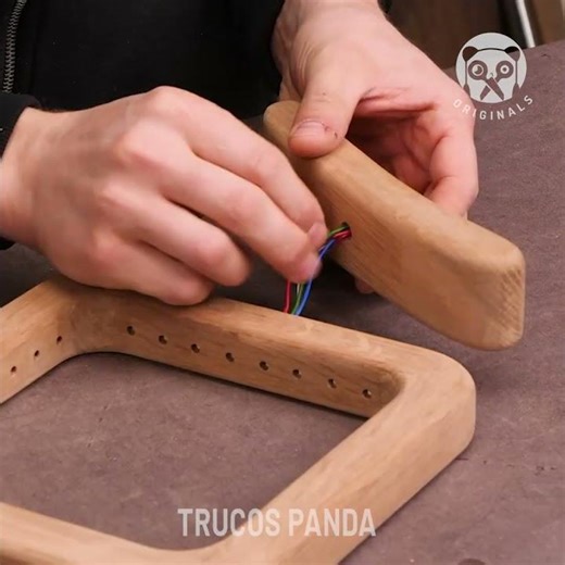 Stunning DIY Fiber-Optic Lamp!