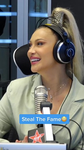 @Loraofficial și-a făcut singură loc în playlist-ul nostru🤣🤣❤️ #fyp #foryoupage #virginradiobreakfast #verosiandrei #breakfasts02 #lora #stealthefame