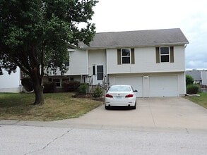 Brookside Place Houses for Rent under $3,000 - 15 Homes | Apartments.com