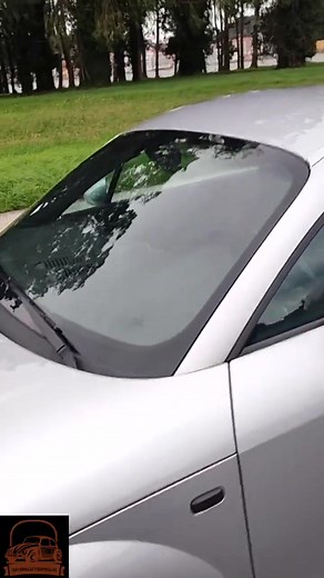 3.8K views · 103 reactions | Audi TT MK1 1.8 180 CV: diseño icónico con corazón turbo El primer TT marcó época con su estilo redondeado y minimalista. Esta versión 1.8 turbo de 180 CV combina agilidad, motor potente y un tacto de conducción que aún hoy emociona. Un clásico moderno que sigue siendo referencia entre los deportivos compactos. #AudiTT #TTMK1 #1.8Turbo #CochesClásicos #JDMStyle #VWCulture #AudiFans #Youngtimer #CarCulture | Chatarrillas y Chapucillas | Facebook