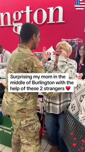 They are finally reunited❤️❤️#soldier #reunion #surprise #family #reunited